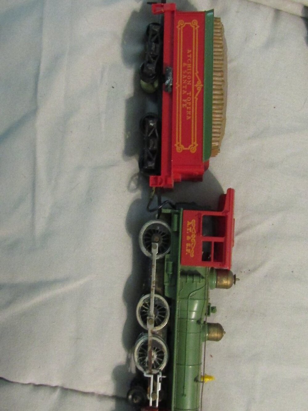Atchison & Topeka & Santa FE HO Steam Engine & Tender Plastic & Metal Vintage